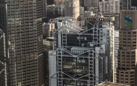 香港第二季经济收缩9%  有效疫苗或疗法出现前复苏仍缓慢